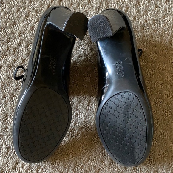 Franco Sarto laced heels - very good used cond - Picture 4 of 5